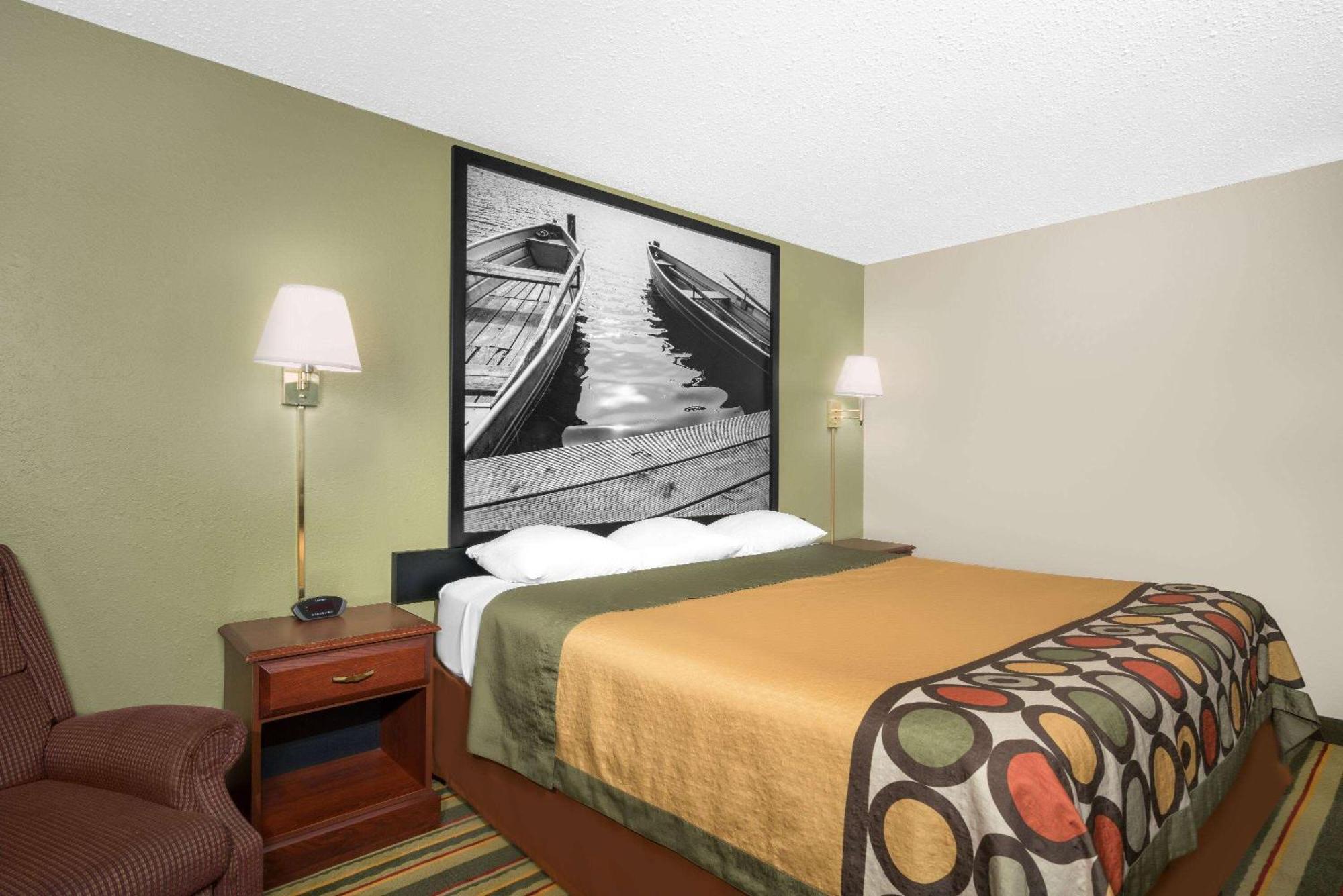 Super 8 By Wyndham Winona Mn Motel Bagian luar foto